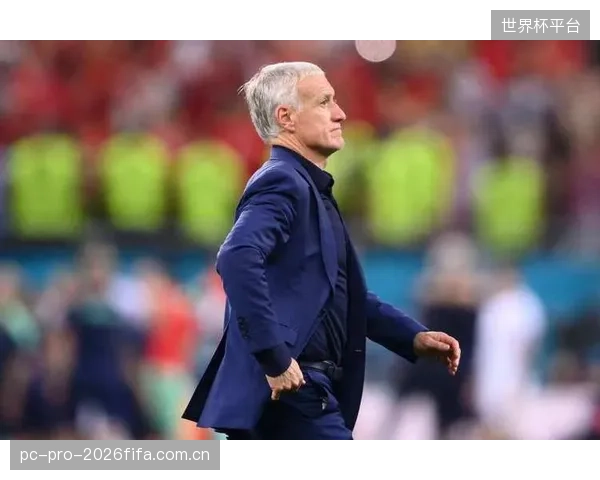 德尚面临幸福的烦恼,如何平衡主力消耗与替补状态成为小组赛首要课题。 德尚面临幸福的烦恼,如何平衡主力消耗与替补状态成为小组赛首要课题。